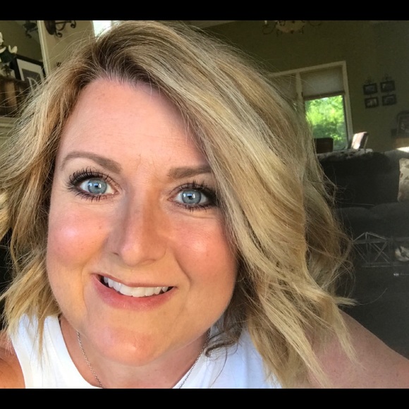 Meet your Posher, Blythe - Picture 7 of 9